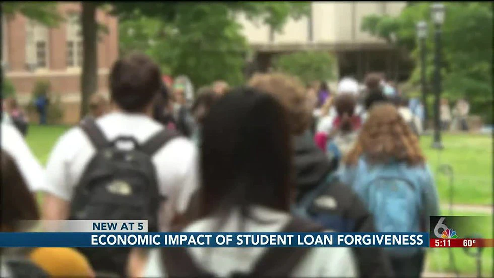 UN professor debunks myth that forgiving student loans would boost economy