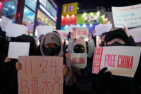 Chinese Students Take Aim at Beijing During Seoul Solidarity Protest