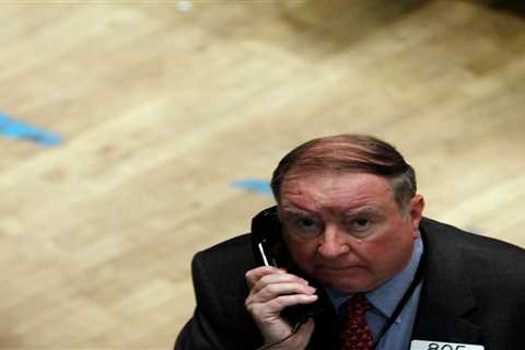 Trading legend Art Cashin is skeptical of the sentiment-driven rally and warns a 'bump in the road..