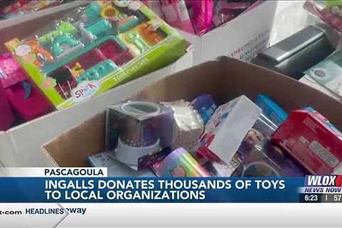 Shipbuilders from Ingalls donate thousands of toys to Jackson County organizations
