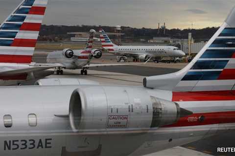 Over 2000 Flights Cancelled, 2400 Delayed After Powerful Storm Hits US