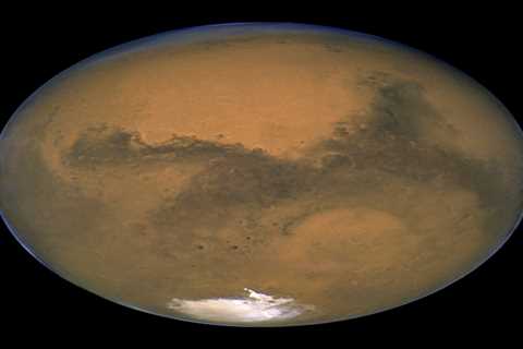 China's Mars rover finds signs of recent water in sand dunes