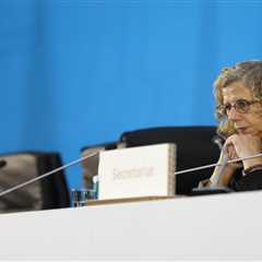 “Moment of truth” for plastic pollution as treaty talks get underway