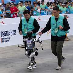 Robots Join Humans in Goofy Half-Marathon Adventure