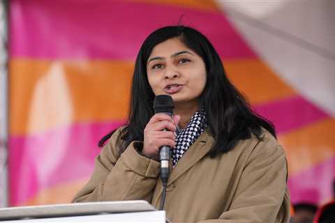 Analysis: Zarah Sultana Resigns from Labour, Signals New Political Path with Jeremy Corbyn