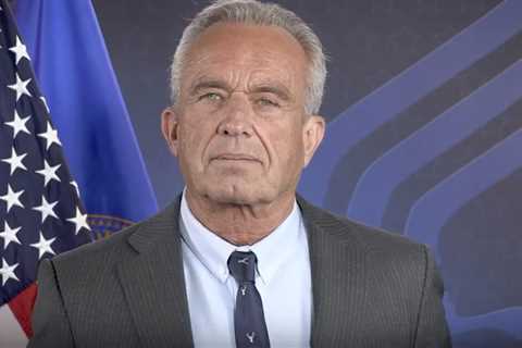 Robert Kennedy Jr. Fires Two Top HHS Officials After They Approved Moderna COVID Vaccine While He..