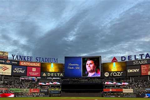 New York Yankees Hold Moment of Silence for Charlie Kirk