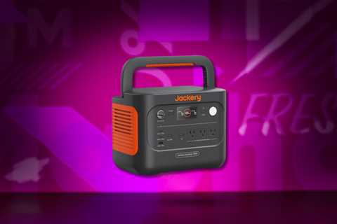 Power Station Deal: Save $370 on Jackery Explorer 1000 V2