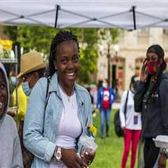 The Role of Small Businesses, From Cafés to Bridal Shop Boutiques, in Chicago Campaigns