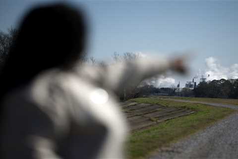 As Louisiana bets big on ‘blue ammonia’, communities brace for air pollution