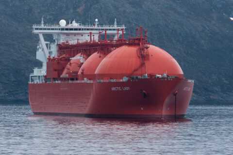 Deep divisions persist as plastics treaty talks restart at informal meeting